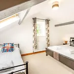 5 The Granary Burneside