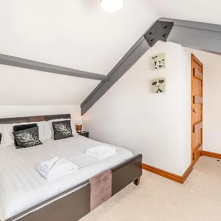 Holiday home 5 The Granary Burneside